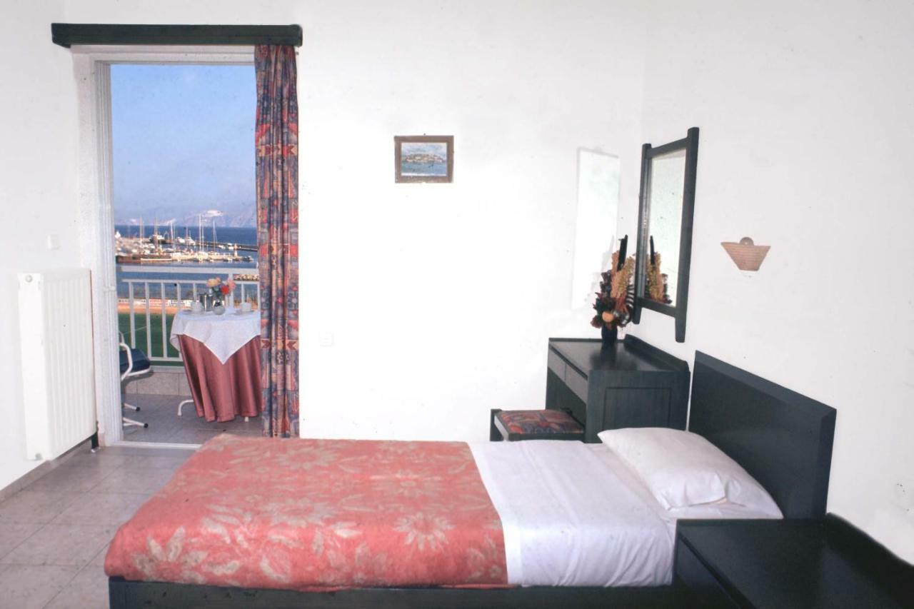 Stunning Seaview Town Apartment อายิโอสนิโกลาโอส ภายนอก รูปภาพ